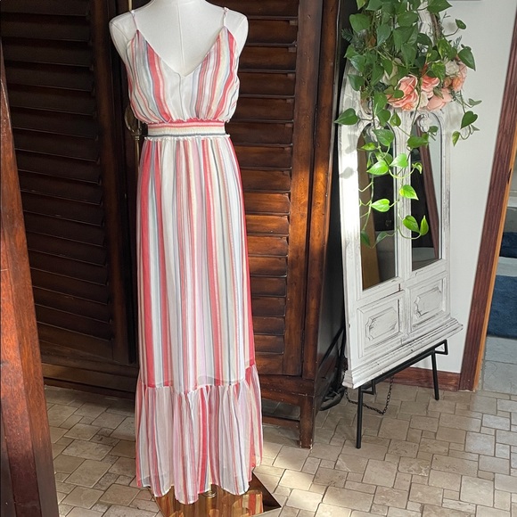 BB Dakota Luciana Stripe Striped Maxi Dress in Red and White Small - Picture 2 of 7